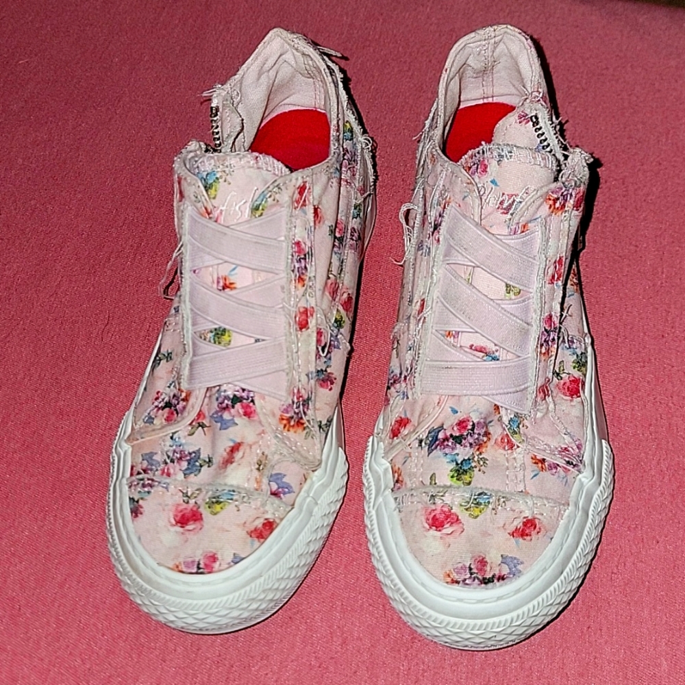 Girls Shoes Size 2
